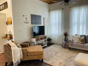 The Church House - Charming Newly Renovated - Image 5