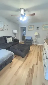 Stylish & Cozy APT near Beaches #1 - Image 4