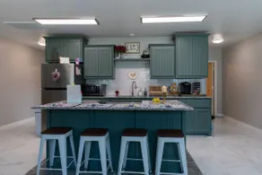 Luxurious Route 66 Getaway - Image 3