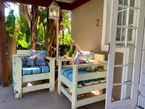 Garden Sanctuary Suite 2- poolside cottage - Image 3
