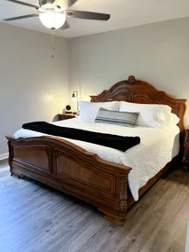 Serene King Bed Retreat by Pickwick Lake - Image 3