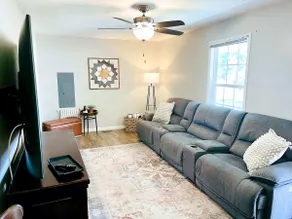 Serene King Bed Retreat by Pickwick Lake - Image 4