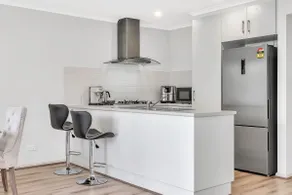 Family-Friendly Retreat Near Adelaide CBD - Image 3