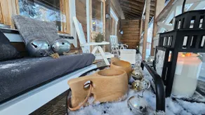 Arctic Hearth Levi | Sauna, fireplace & skibus - Image 4