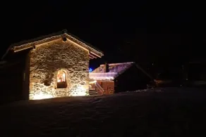 Charming apartment in a very old chalet - Image 4