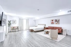 Lake House King Suite near NYC/EWR/MetLife 10 min! - Image 3