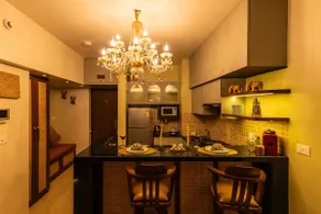 Prana house! Full of life! Riverfront Golfview Apt - Image 2