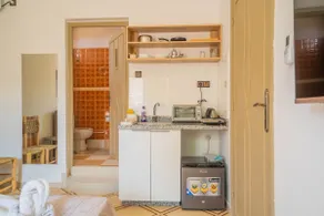 Charming studio with terrace - Image 3