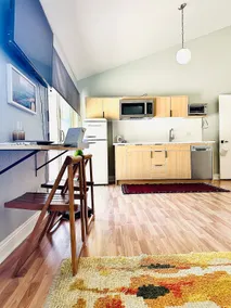Modern Studio in the Hills - Image 5
