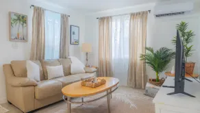 1 Bedroom/ Bayshore Art District - Image 2