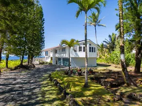 Mermaid’s Oasis~ Direct ocean front~ Epic views! - Image 4