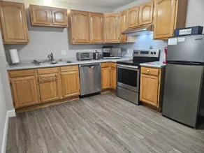 Large 1BR Near KU | Private Patio | Sleeps 3 - Image 5