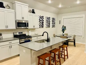 Modern Comfort in Bentonville - Image 2