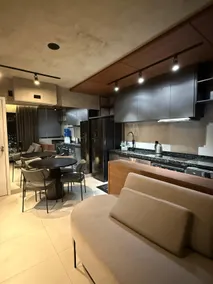 Fully equipped | Prime location | In-room movie theater - Image 2