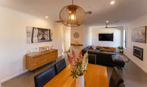 Grange Retreat - Beach, BBQ - Image 3
