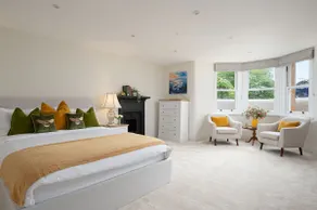 Escape to Serene Georgian Estate, near Edinburgh - Image 3