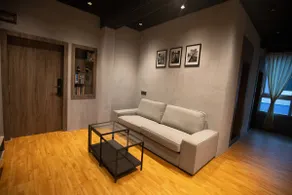 Studio Black - Image 3