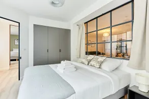 Renovated & Air Conditioning – 2 bedrooms/2 bathrooms – Eiffel Tower on foot - Image 2
