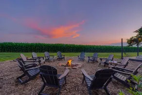 5 BedR with Hot tub, Fire pit & Pickle Ball Court - Image 3