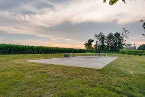 5 BedR with Hot tub, Fire pit & Pickle Ball Court - Image 4