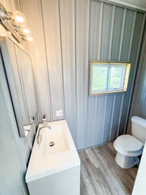 Cuter than cute Upnorth Cabin! - Image 5
