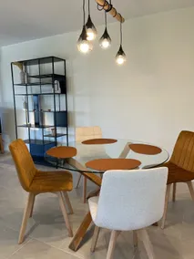 Beautiful house in the heart of town - Image 3