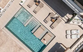 Cantouni Villa, Luxury 5BR Retreat with Heated Pool & Jacuzzi Near Town by Villa Mana Gers - Image 3