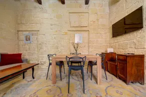 Ta' Zaren Townhouse in Siggiewi - Image 2