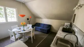 Cozy apartment with balcony and garden by the sea - Image 4