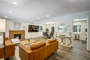 Spacious 6BR Near Washington DC w/ Game Room + TVs - Image 5