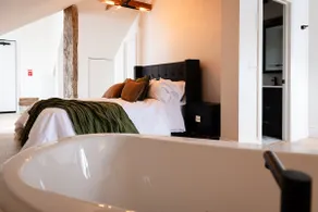 The Drifter Suite 108 at 5 Clothier Street West - Image 4