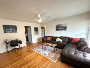 Sleeps 6: Dog & Family Friendly! Large Yard | EV - Image 3