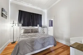 The Honey Haus - Image 4
