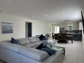 3-bedroom house in fabulous Sarasota with AC - Image 3
