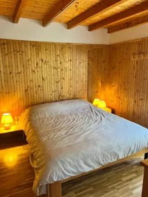 Wood & Fire Chalet - Image 2