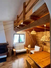 Wood & Fire Chalet - Image 5