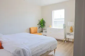 Modern Midtown 1BR – Pet-Friendly & Bright - Image 3