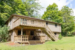 Two Bedroom Lower Unit in Orchard Park - Image 4