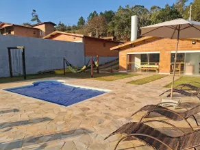 Chácara Amarela: Country House with Lake and Pool - Image 5