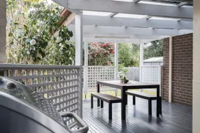 Havana Edge—Pet-friendly Garden Retreat near Beach - Image 2