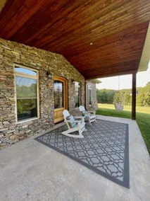 Grandma’s House - Serene Modern Farmhouse - Image 2