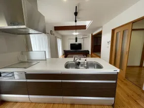 Entire building: Miyazaki resort space! The best villa life in a spacious house - Image 2