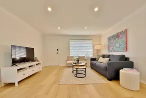 Stylish & Central 2-Bed Unit - Image 2
