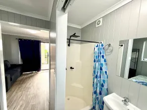 Magnolia Village Holiday Unit 2 Quite Gated in CBD - Image 5