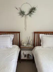 J house'1' 5-minute walk from Bus Terminal/Beam Projector/Central Geoje/Cozy accommodation/Free parking lot - Image 2