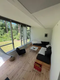 Cottage close to beach and forest with free parking - Image 4