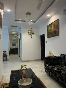 Cozy 2.5 BHK near Fateh Sagar! - Image 4