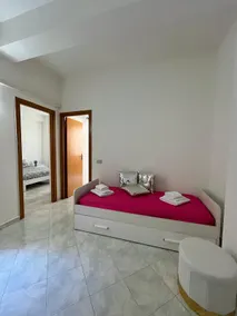 Bedroom la stazione - Image 3