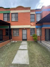 Deluxe House, Upper Floor. - Image 2
