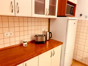 Rose Lakeside Apartman - Image 2